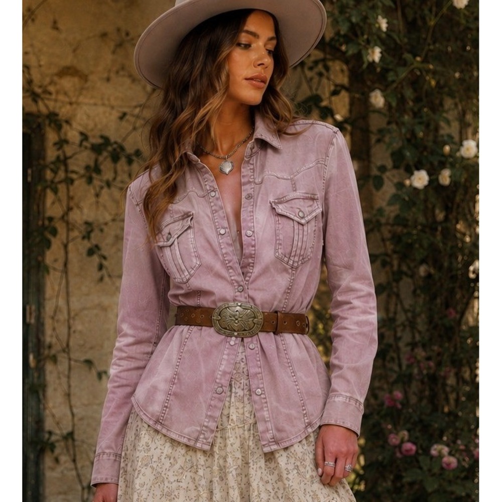 Guess Western Rustic Cottagecore Boho Cowgirl Acid Wash Denim Shirt Jacket Pink